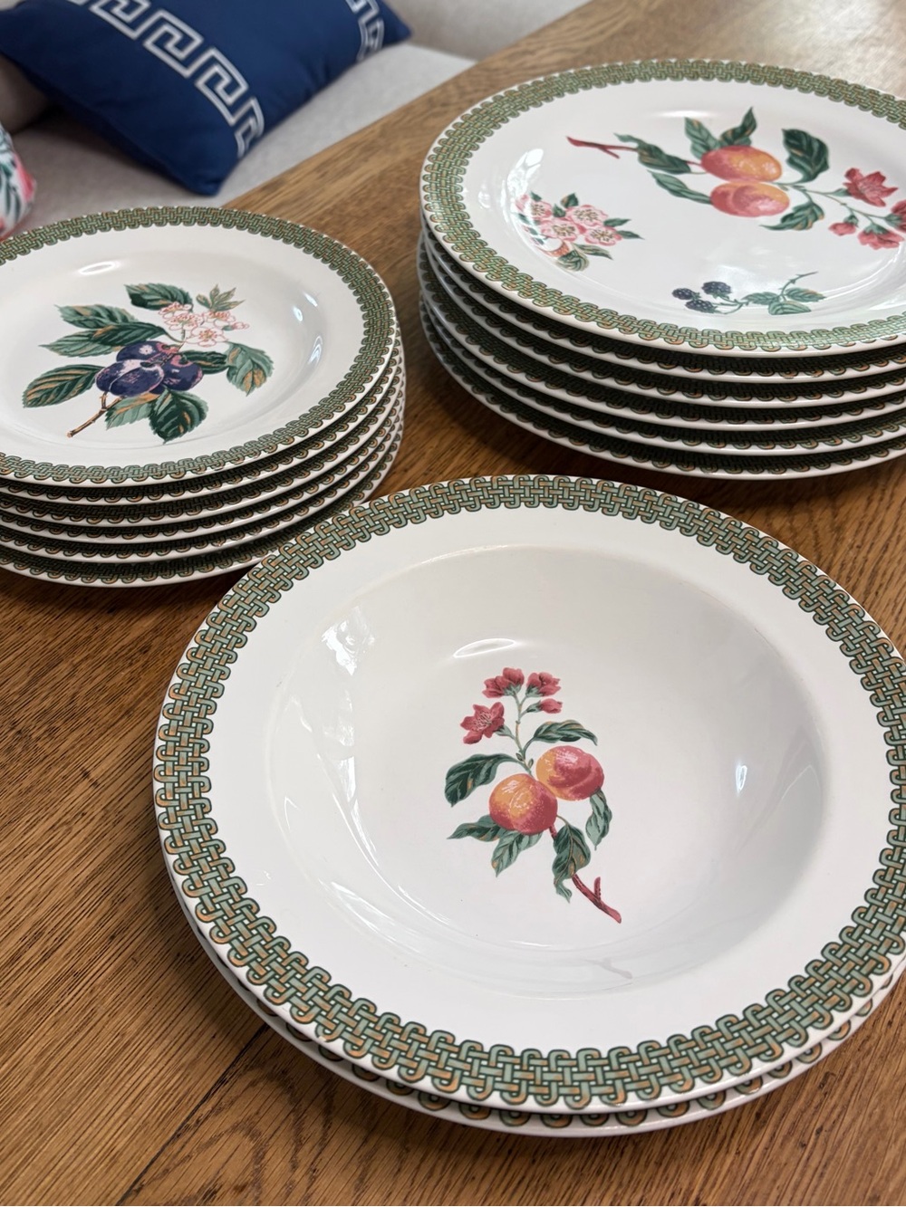 White Ceramic Fruit-Pattern Dinnerware Bowl with Green Trim